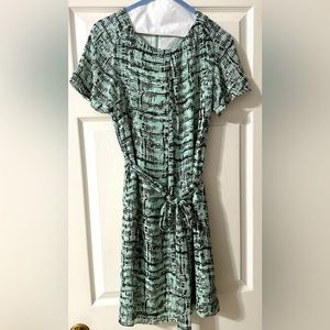 Banana Republic small shift dress with sash